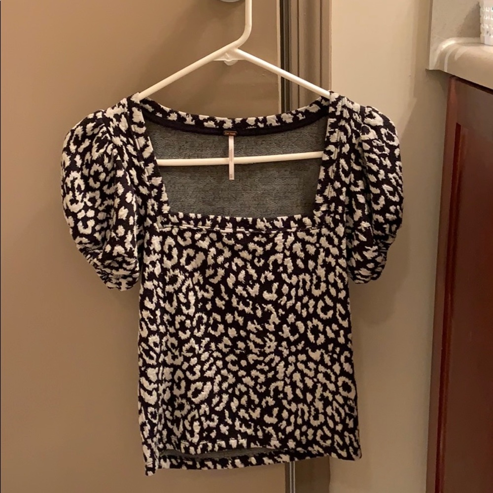 Free People Black and White Leopard Print Puff Sleeve Top